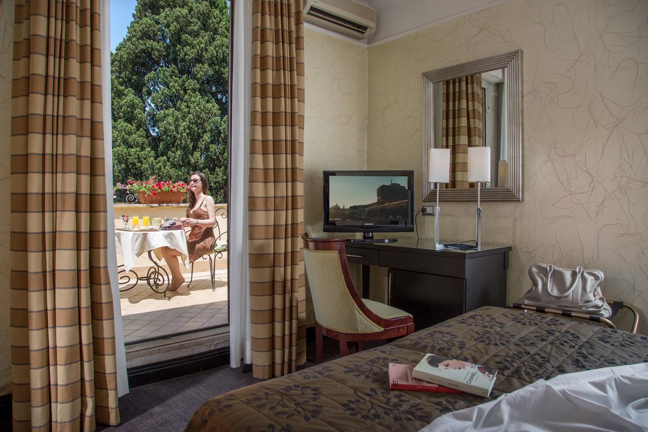 Hotel Panama Garden Рим Экстерьер фото